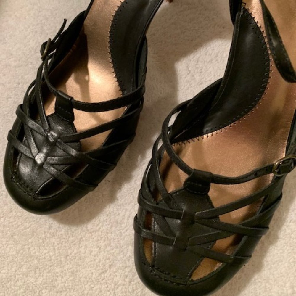 Bronx black leather heels